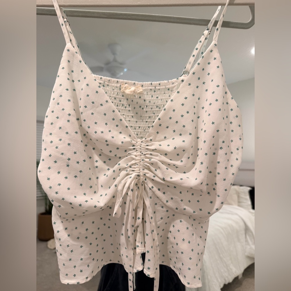 La Hearts White Cami with Green